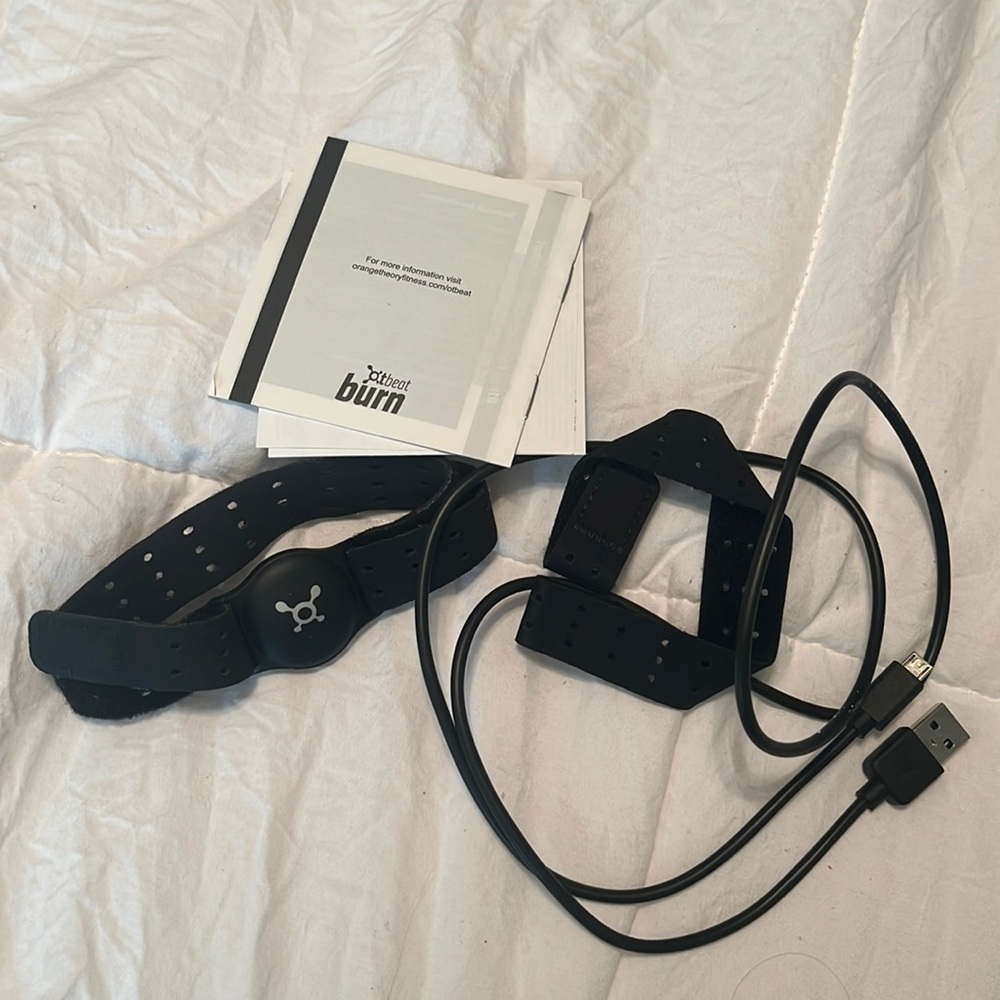 otbeat burn with extra strap and charger
